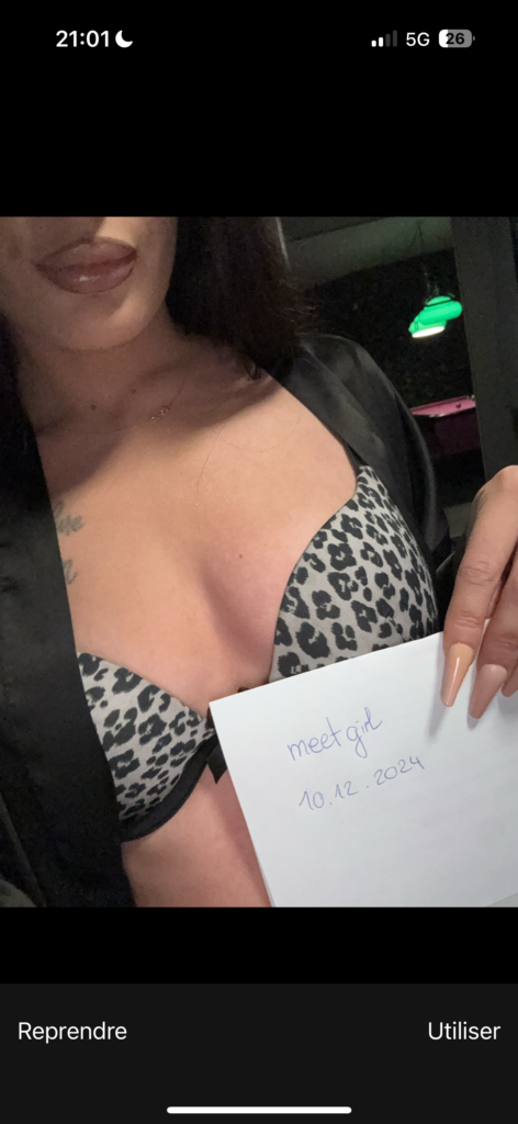 Erotic massage in Geneva offers a unique experience combining relaxation and intense sensations.